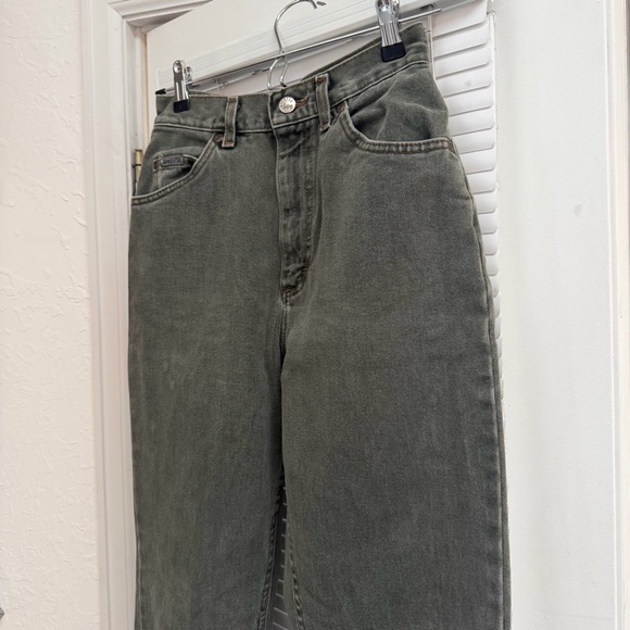 Vintage Lee Women's High Rise Jeans in Olive - Picture 3 of 12